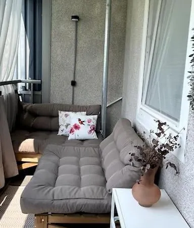 Zentrale Und Gemuetliche In Apartment *