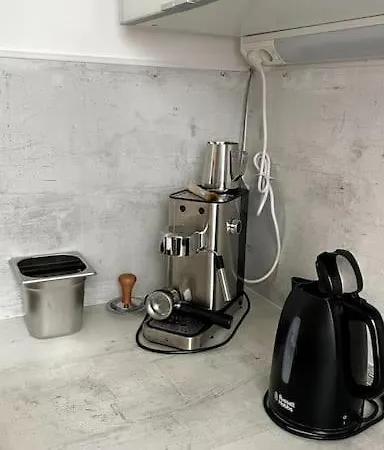 Zentrale Und Gemuetliche In *