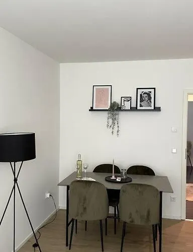 Διαμέρισμα Zentrale Und Gemuetliche In *