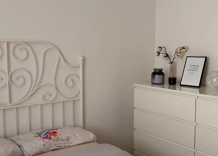 Zentrale Und Gemuetliche In Lägenhet *